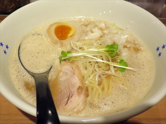 みつ星製麺所三宮店