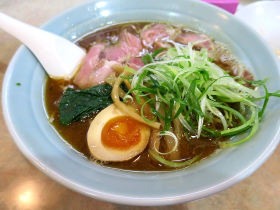 ラーメン虎一番『熊本赤味噌ラーメン』と『餃子』