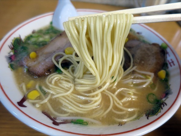 ラーメン金八