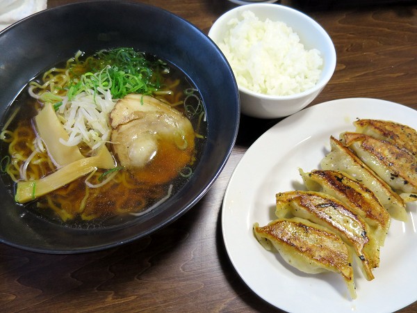 やぶ飯店