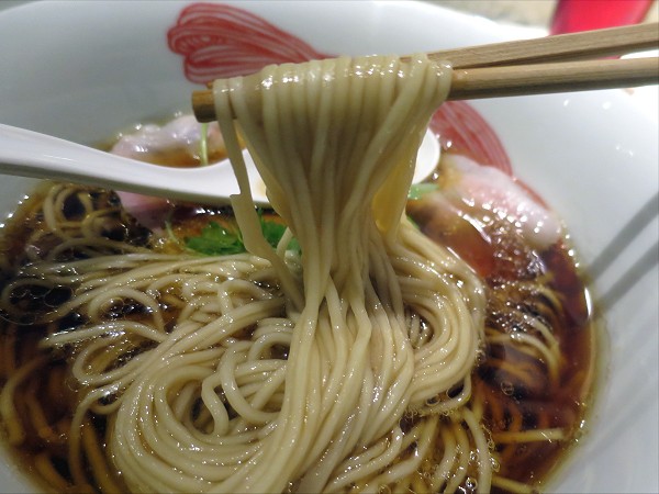 JAPANESE RAMEN NUDLE LAB Q