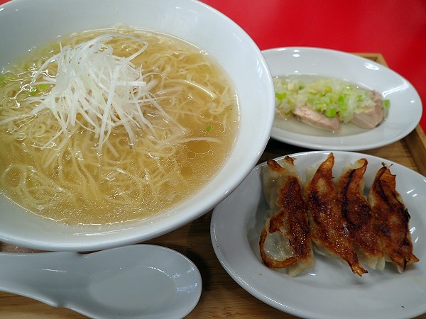 ぎょうざの一休六甲道店