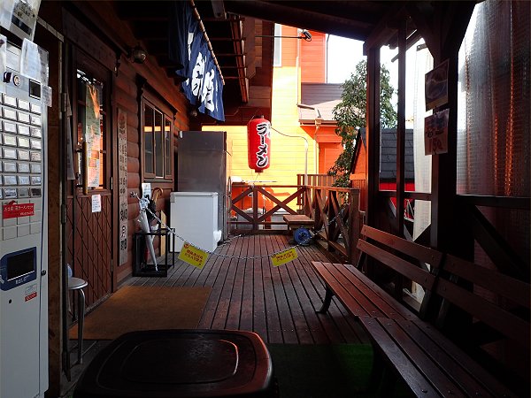 無鉄砲木津本店