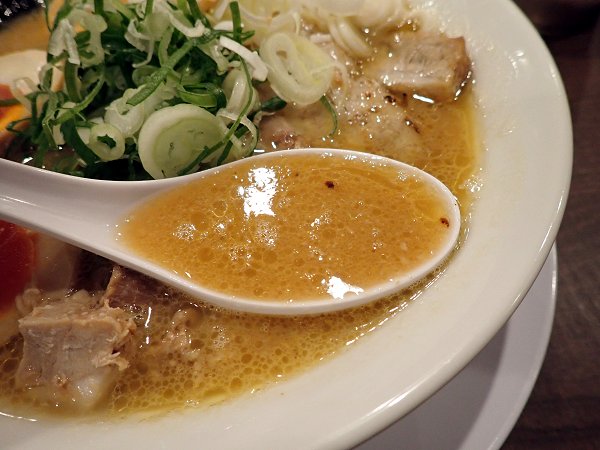 岡本商店北浜店