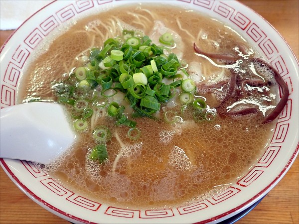 炵 {kX
