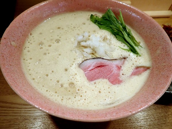 ふく流らーめん轍LINKS梅田店