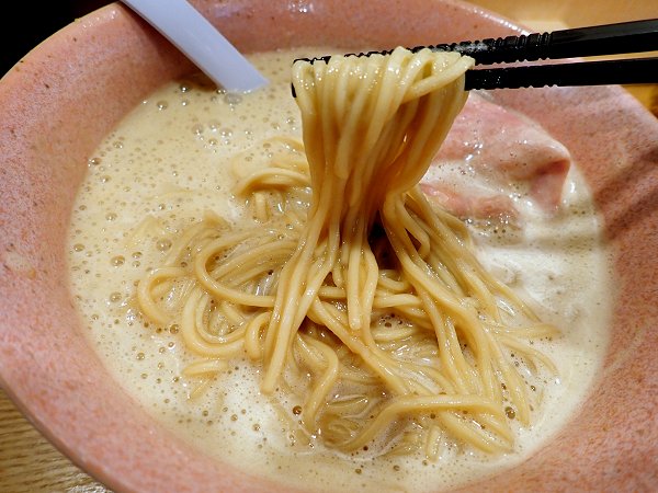 ふく流らーめん轍LINKS梅田店