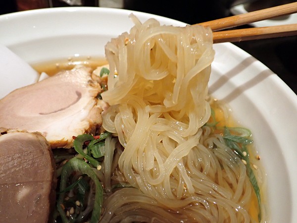 麺道しゅはり六甲道本店