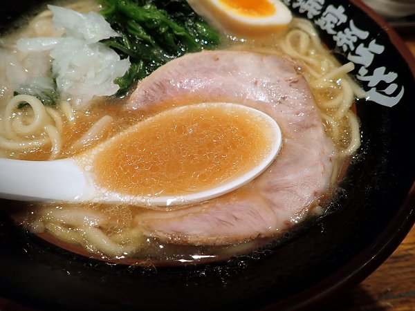 横浜家系ラーメン光大家神戸三宮店