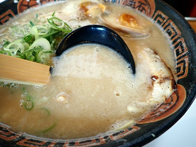 長浜とんこつらーめん夢街道橿原神宮前店