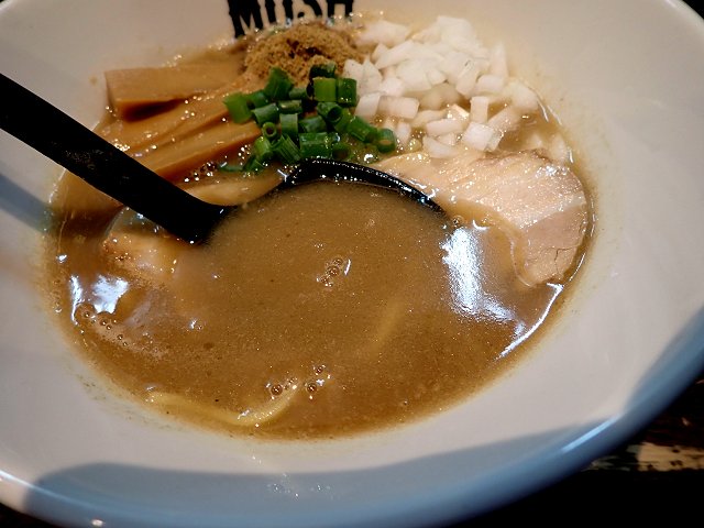 RAMEN MOSH