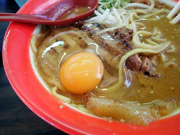 みそ助