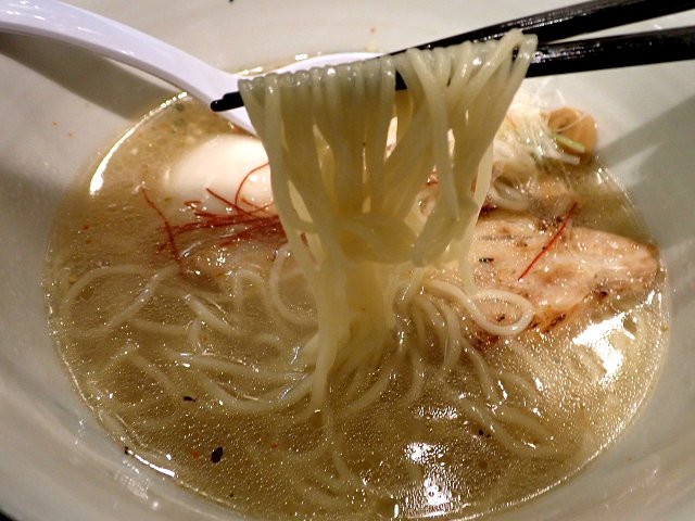 iwamotoMATSUYAMA Ramen-Bar