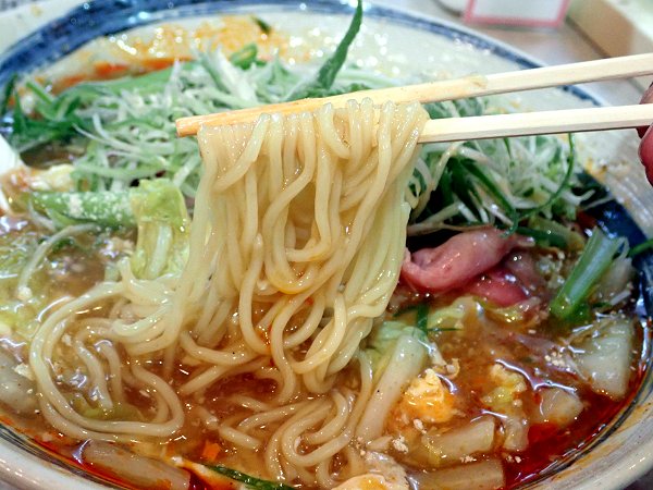 ラーメン虎一番『サンラータン』と『焼きギョーザ』