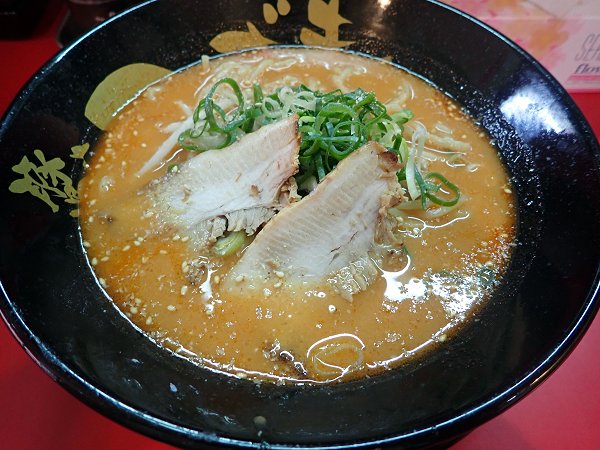 豚骨らーめんつばき山崎店