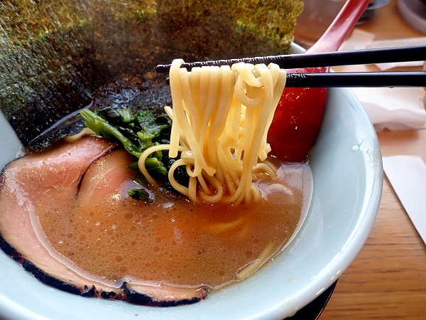 家系ラーメン薩摩家宝塚店