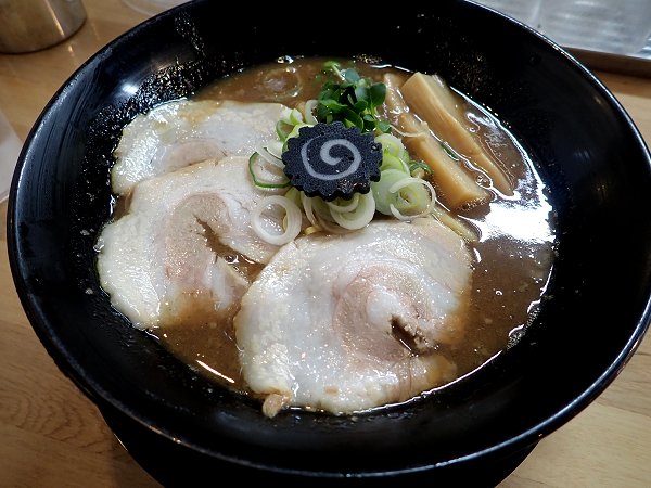ぶたのほね