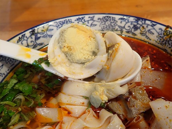 中国蘭州牛肉麺一天一面三宮センタープラザ店
