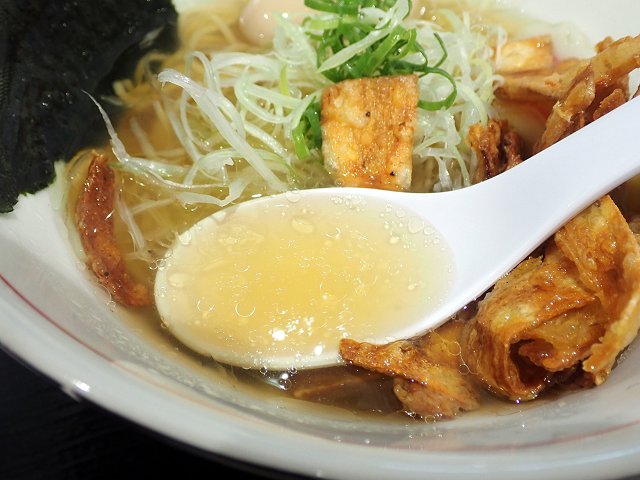 めん処つる庵