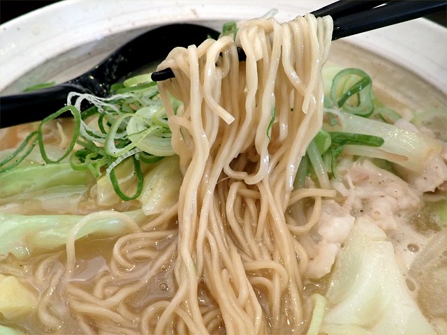 らーめん食堂よってこや平群店