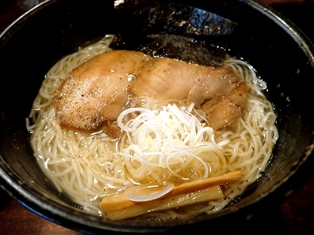 yq 邿