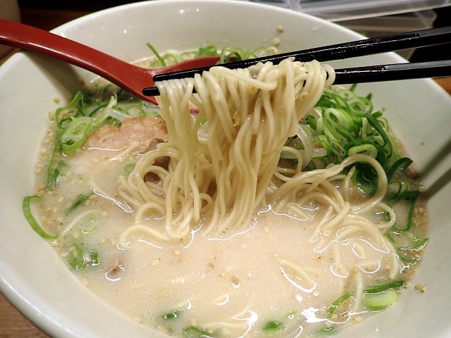 ラーメンおくや