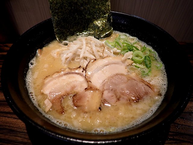 啜り尽くせ狼莵