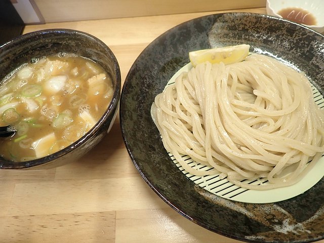 ����麵��