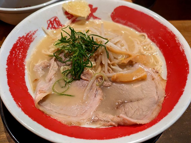 ���[����������X