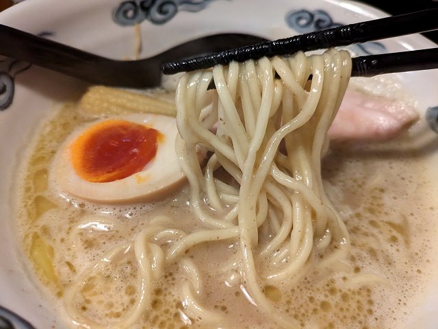 �{���炟�߂�ɂ݌{