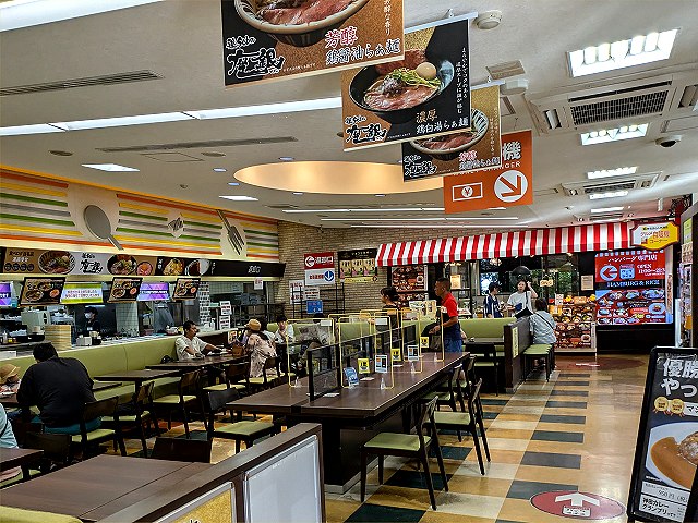 ���{�����T�[�r�X�G���A�����t�[�h�R�[�i�[