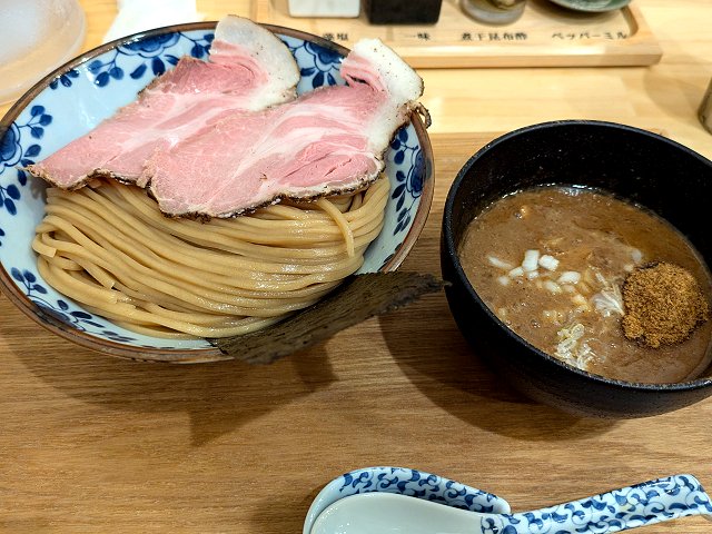 ���˂����